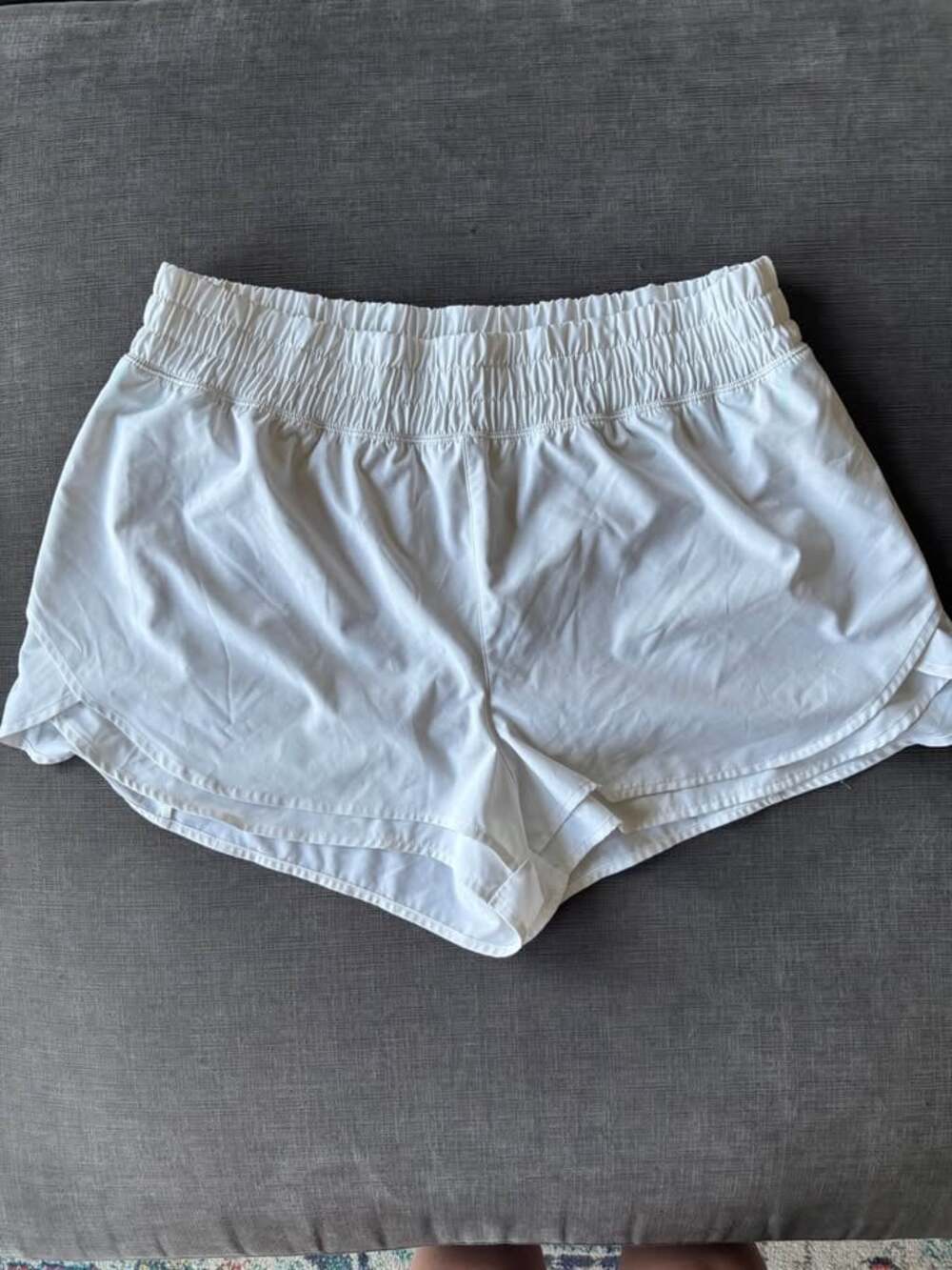 CALIA Women's Mid Rise Infinity Run Shorts - White - Size XL